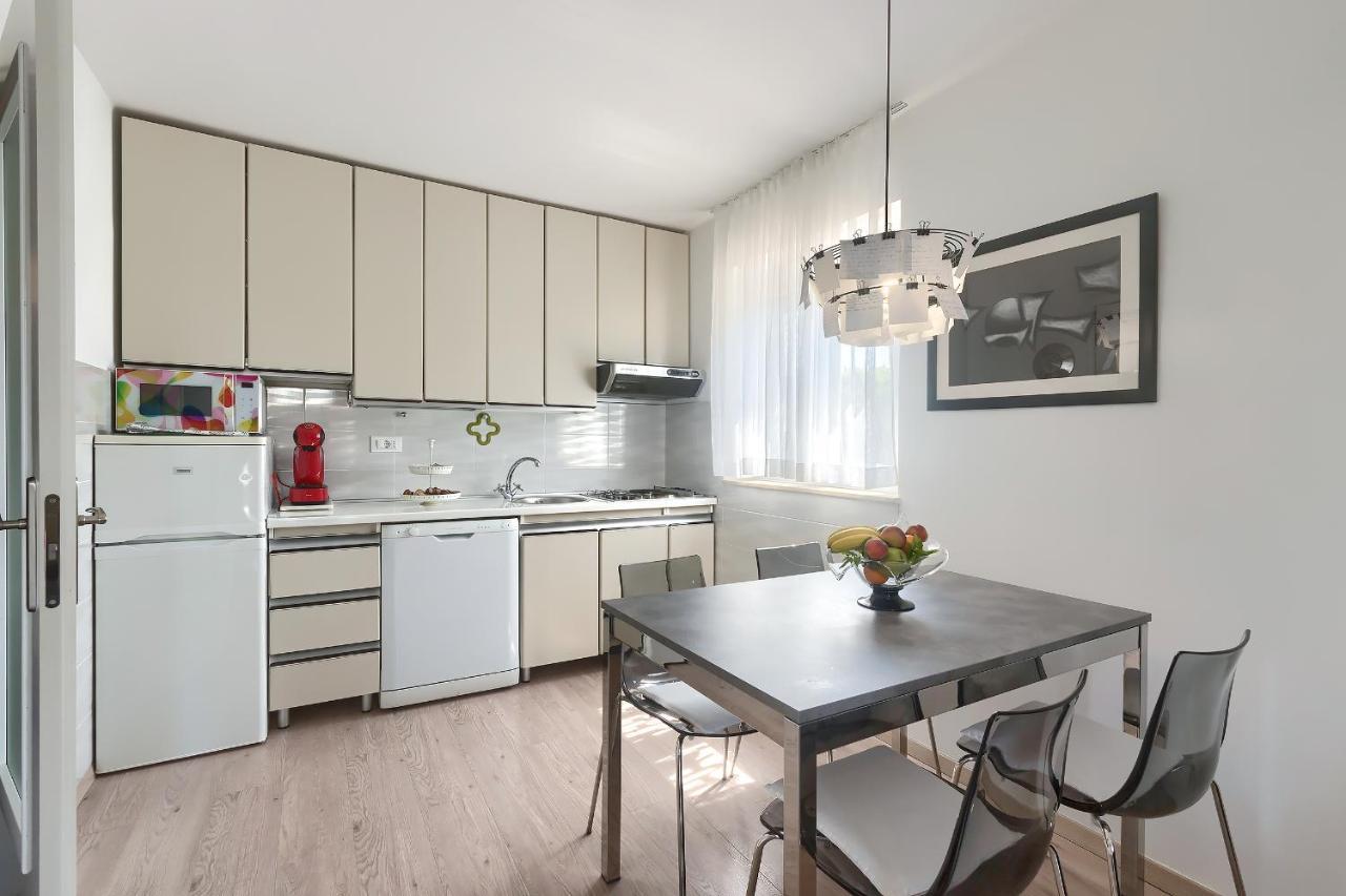 Apartments Palm View 로비니 외부 사진
